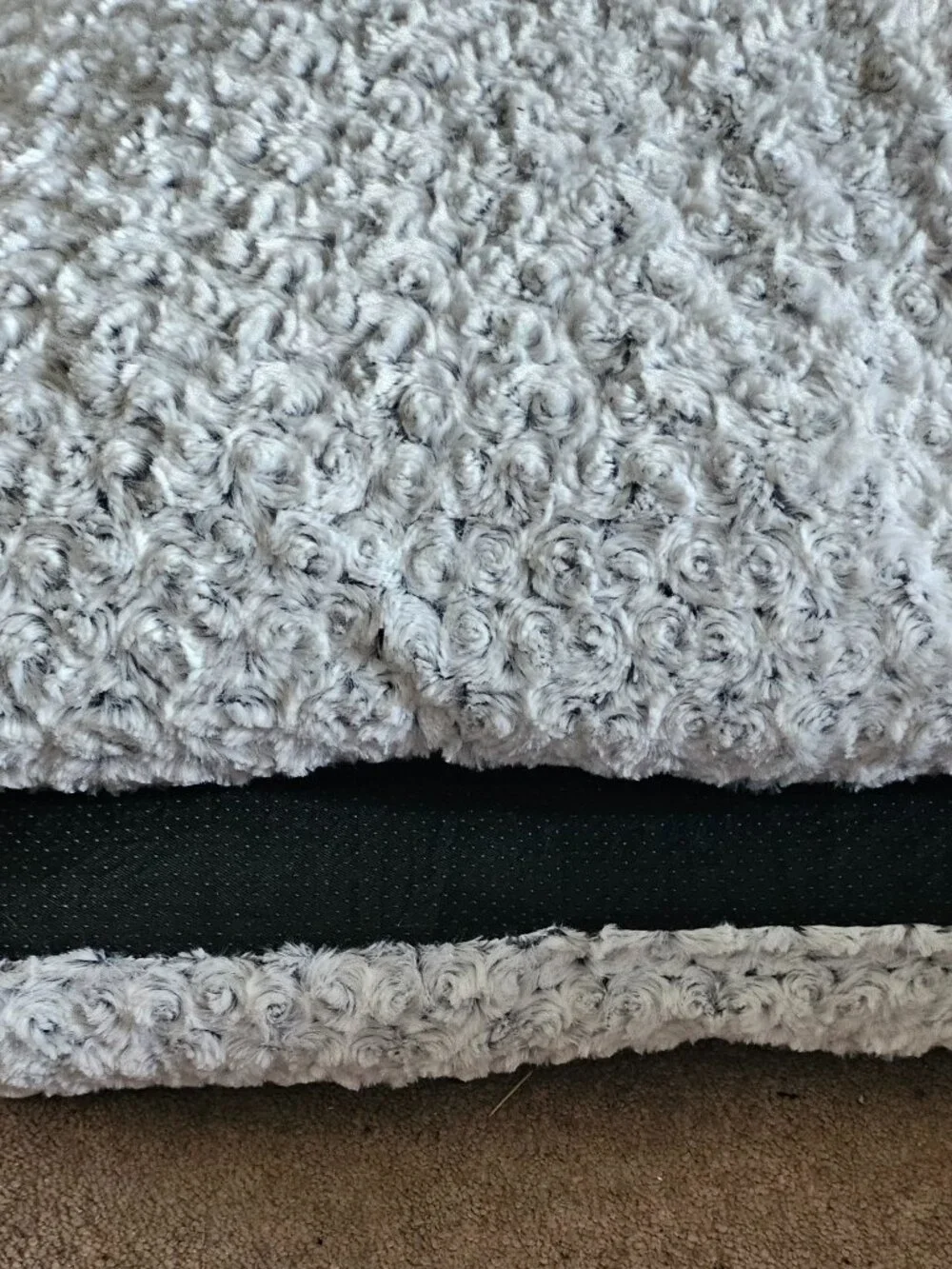 Thick Deluxe Dog Bed/Mat/Travel Bed